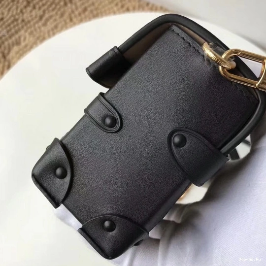 CHANELutch Louis Trunk Petite Malle Vuitton 0515